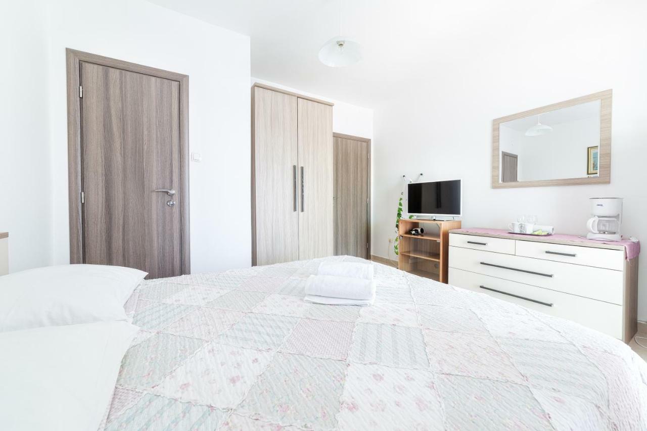 Apartment Luna Tribunj Tribalj Zewnętrze zdjęcie