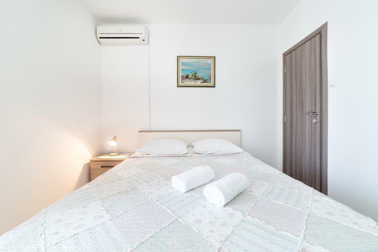 Apartment Luna Tribunj Tribalj Zewnętrze zdjęcie
